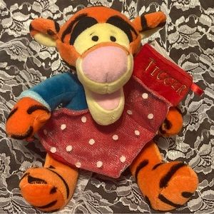 💎 (4/$30) Tigger Christmas Plush